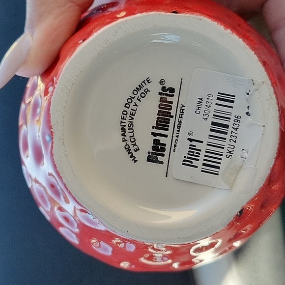 Rare Pier 1 One Imports Strawberry Jam Jar Canister Seeds And Leaf Top 4.5 inche - Picture 3 of 4